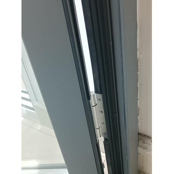 Heavy Duty Aluminum Folding Door with 10 Years Warranty and 50 Years Life Span for Sound Insulation