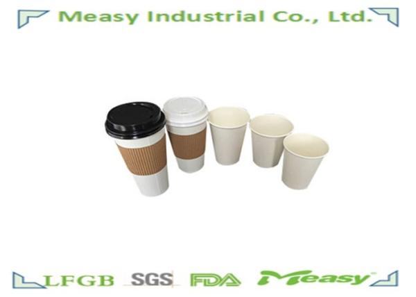 Single Wall White Food Grade disposable drinking cups Plastic Lid , Kraft Sleeve