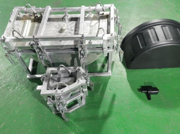 Customized  Rotational  Aluminum Molding Flower Planter Rotomolding  aluminum