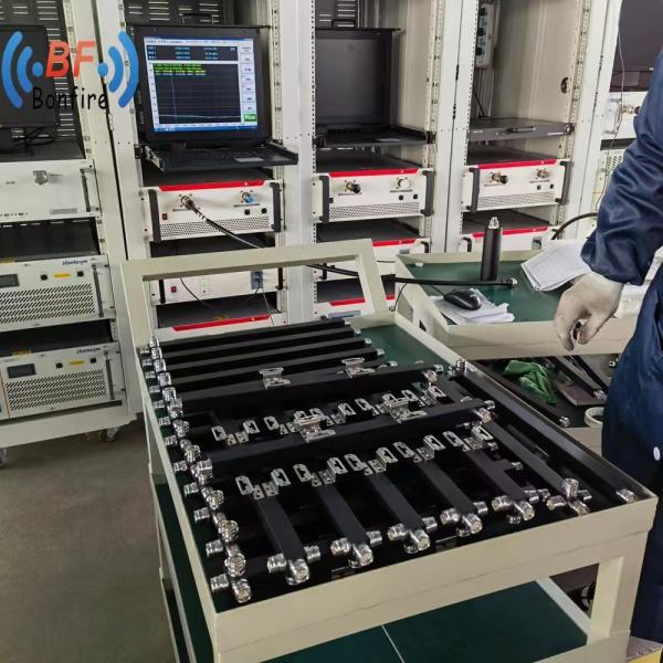 617-4000MHz VHF UHF Band 2 Way Radio System GFQ-XXXXXX Long Range Cavity Power Divider Splitter