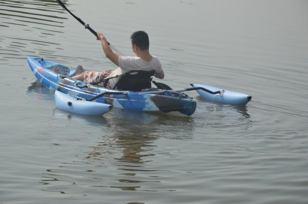Roto que molda o assento traseiro de alumínio ajustável posto bonde do quadro do caiaque com motor de pesca à linha