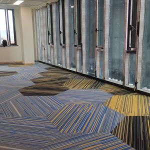 Commercial Room Plush Printed Luxury Carpet Tiles 50x50 60.96x60.96 Tile Hotel Carpet
