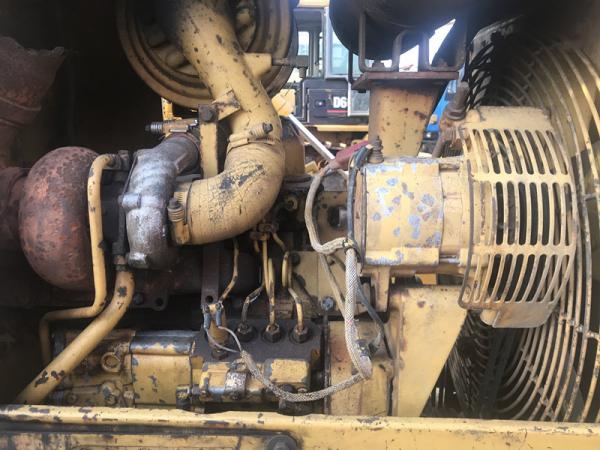 Open Cabin Mini Used Cat Bulldozer D4h With 6 Way Blade Cat 3204 Engine