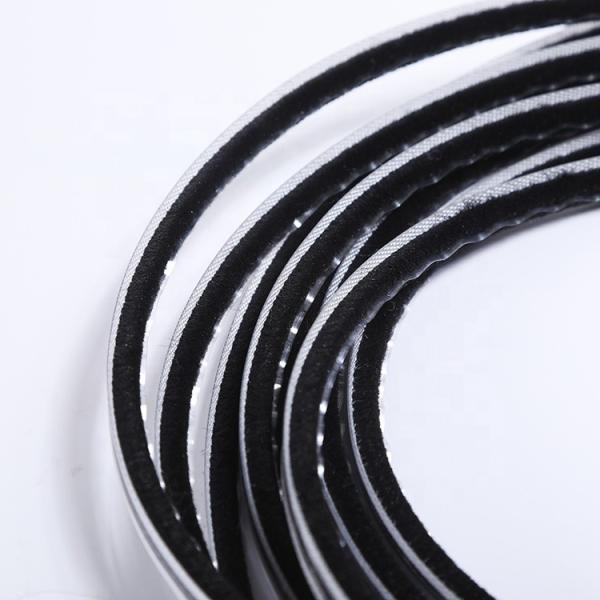 Finned山の窓およびドアの天候ストリップ4mm 5mm 7mmの幅