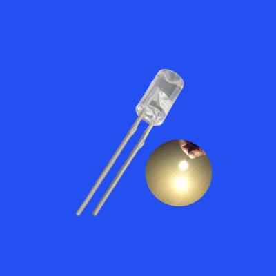 LED Flashing 4mm 0.5Hz 1/2 Ciclo de Função Cor Branca Quente 3500K 800mcd 80deg Forma Cóncava Cabeça sem flanges LED piscando