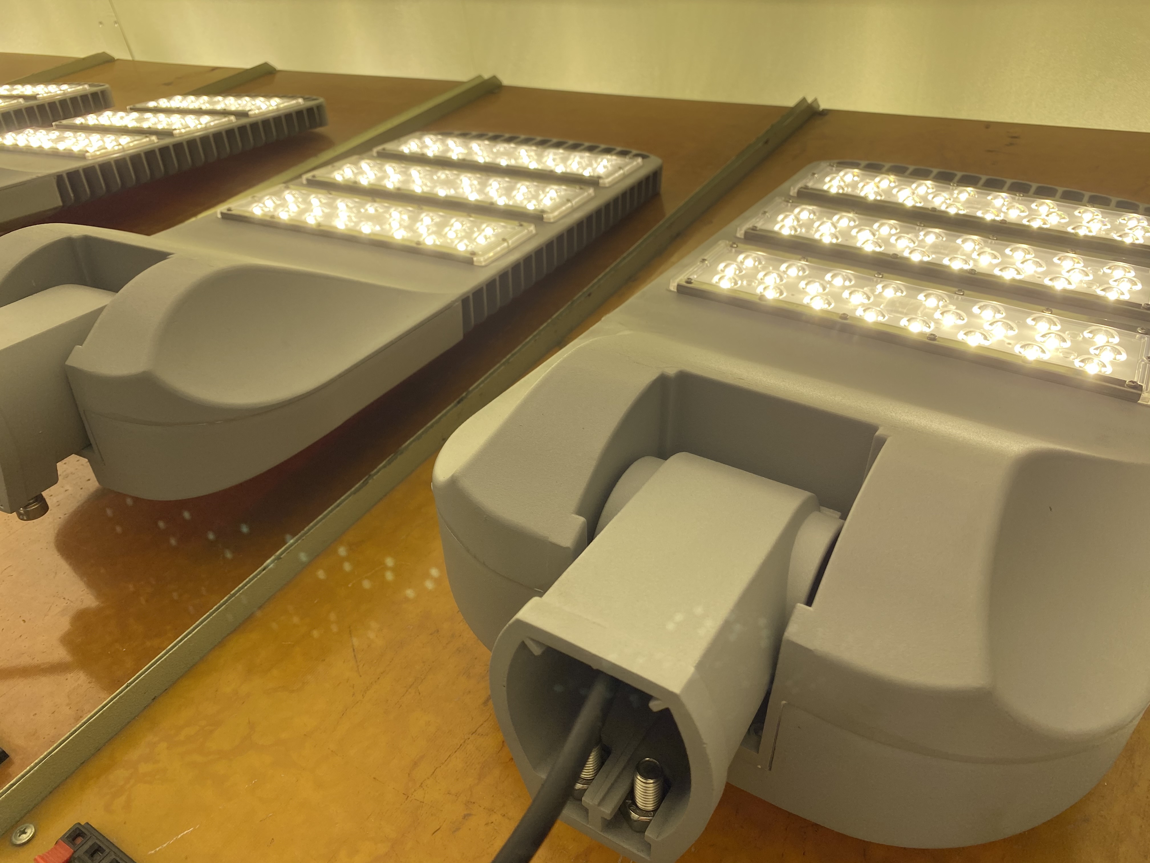 IK10 контроль времени уличного света СИД высокой эффективности 24750lm 150w