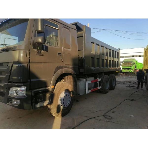 HOWO 6*4 Dump Truck Secondhand 10tires Gray Color Sinotruk 351-450hp 8500*2496*3450 mm