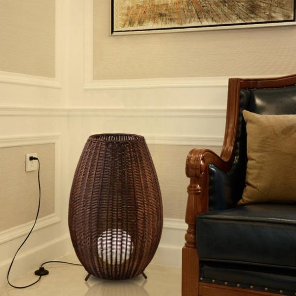 Customized Luxurious Rattan Floor Lamp , Indoor Creative Wicker Floor Light