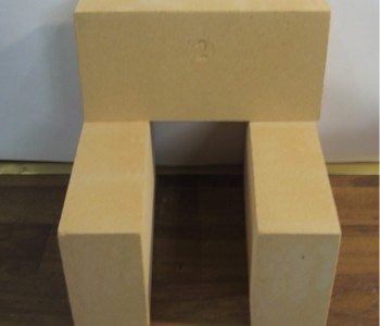 Теплоизоляционный огнеупорный кремнеземистый кирпич