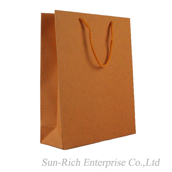 Wholesale Orange color paper bag gift bag Custom Logo available