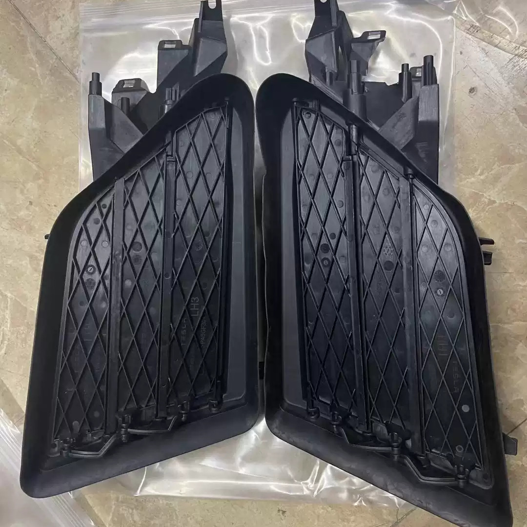 Replacement Auto Parts for Tesla Model S Front Bumper Fog Light Frame OEM1057851-00-J