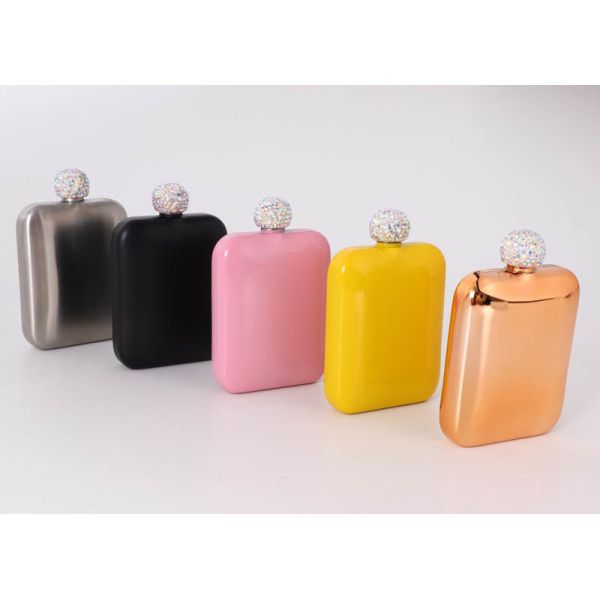 Small Kitchen Household Items Full Drill Mini Hip Flask Women'S Style