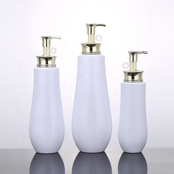 Gold Pump Empty Liquid Cleanser Cosmetic Packaging Pet Squeeze 500ml Pink Shampoo Bottle