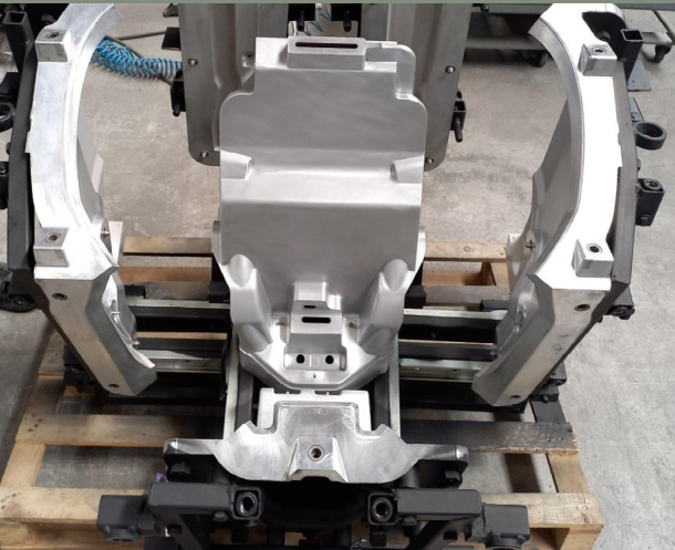 Custom Aluminum Mould CNC Machined Rotational Molds With Direct Heating