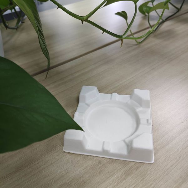 The pulp molding packaging bases for high-end Baijiu are produced in Chinese