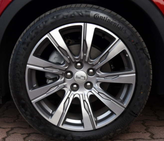 Компакт SUV 2.0T 237HP L4 света Кадиллака XT4 2022 28T 4WD Bojin Gasoline+48V гибридный