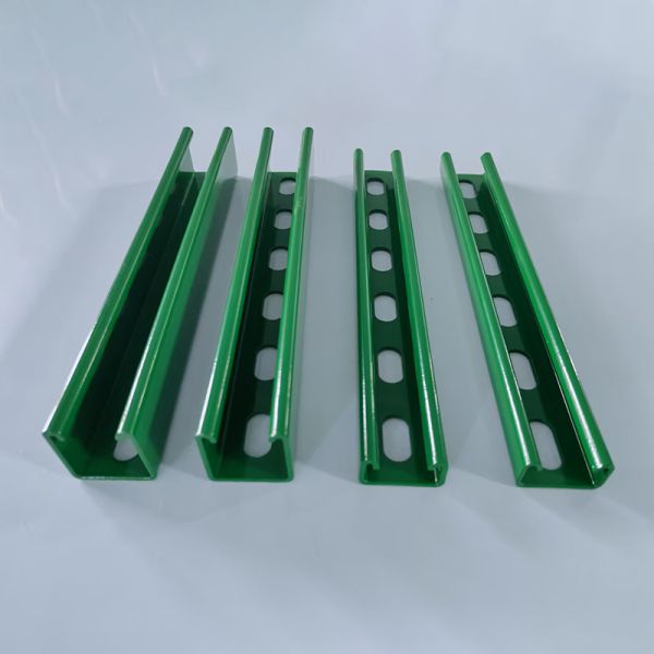 Custom Green Sprayed C Type Unistrut Channels Slotted For Industrial Support Systems