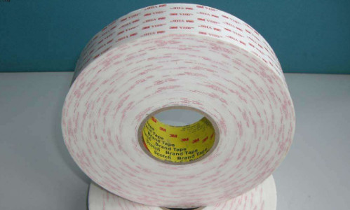 Etiqueta engomada en enlace echada a un lado doble resistente de la cinta adhesiva de VHB alta para los instrumentos de los deportes