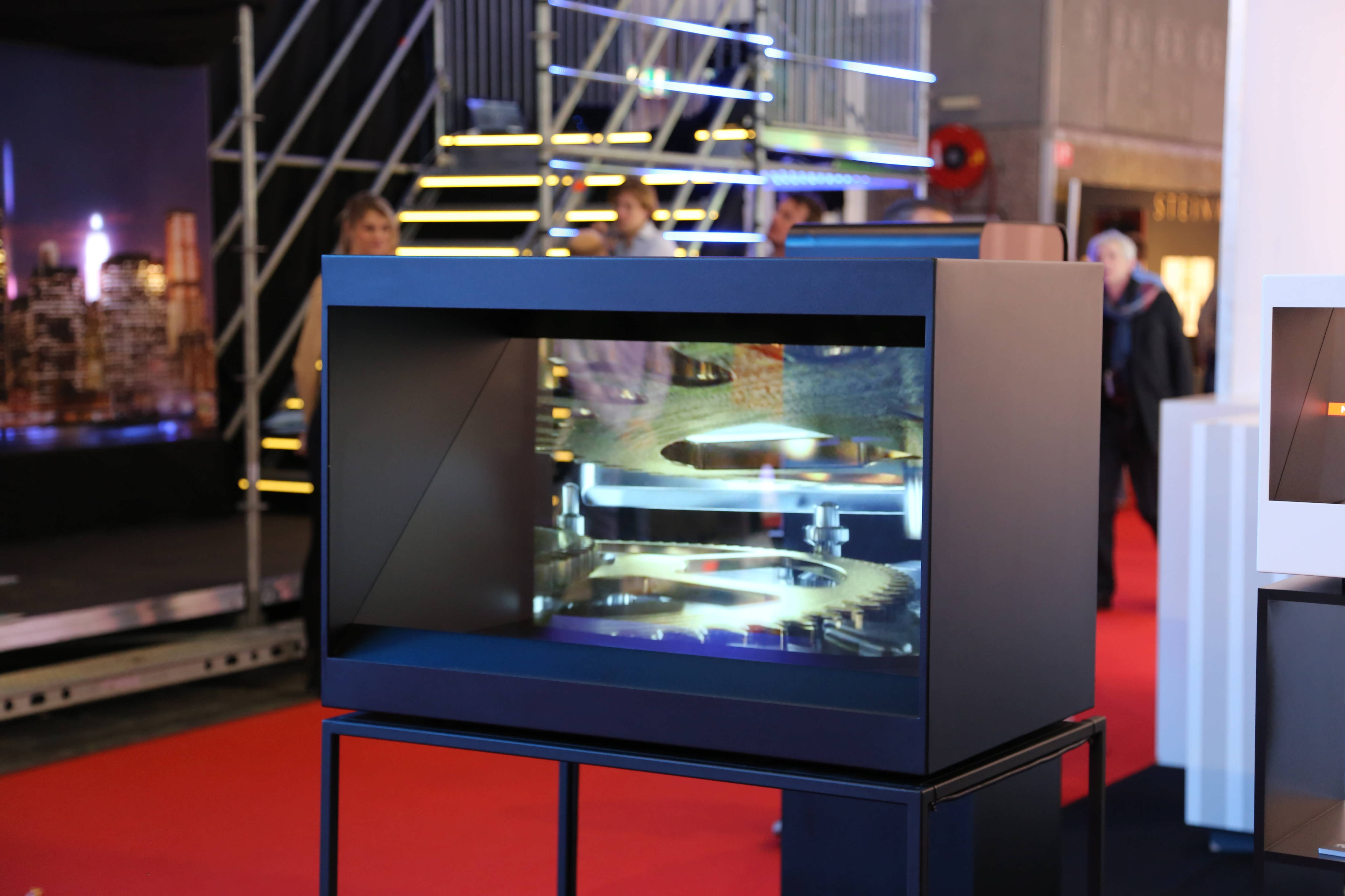 22 Inch 3D Hologram Showcase Holographic Pyamid For Exhibation