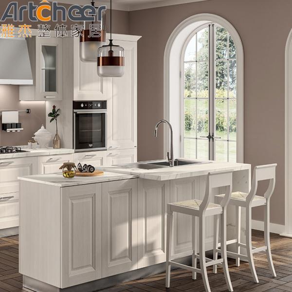Durable Designer Solid Wood Melamine Kitchen Cabinet Italian Design for Modern Homes