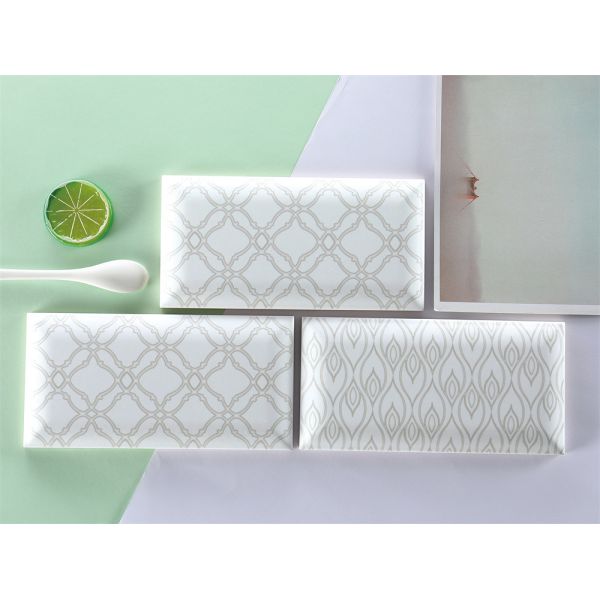 White Glossy Ceramic Wall Tiles 75x152mm for Kitchen Bathroom