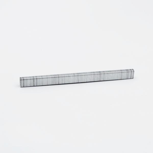 4j Series 20 Gauge 416j Pneumatic Staples for Upholstery ISO Standard