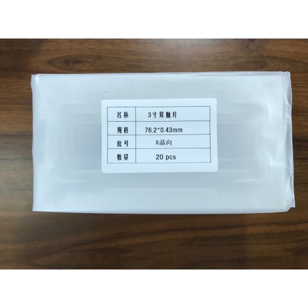 substrat en cristal 2 du saphir Al2O3 de 76.2mm 4 6 pouces SSP DSP 0.5mm C - axe