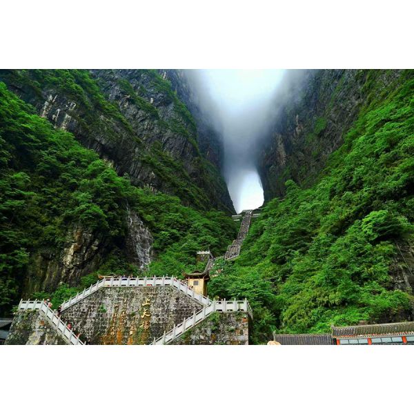 Zhangjiaiie travel/5-Day 4-Night Zhangjiajie Group Tour Guide | Zhangjiajie , Avatar Scenic Area, Tianmen Mountain, Tianmen Cave, Furong Ancient Town, Fenghuang Ancient City and Xiangxi Miao Village