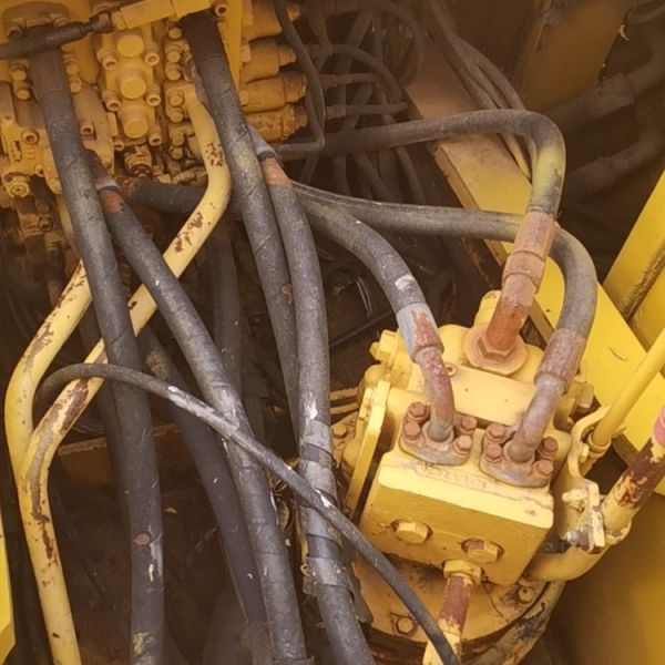 Used Excavators Second Hand Excavators Komatsu PC200 Excavator Japan Excavators