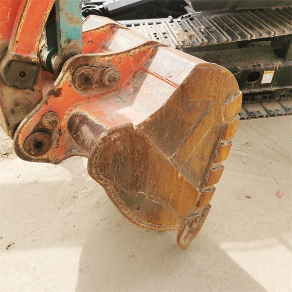 Хорошее здоровье Сделано в Японии 2019 год Модель мини использованный экскаватор Kubota KX165-5 в дизайне