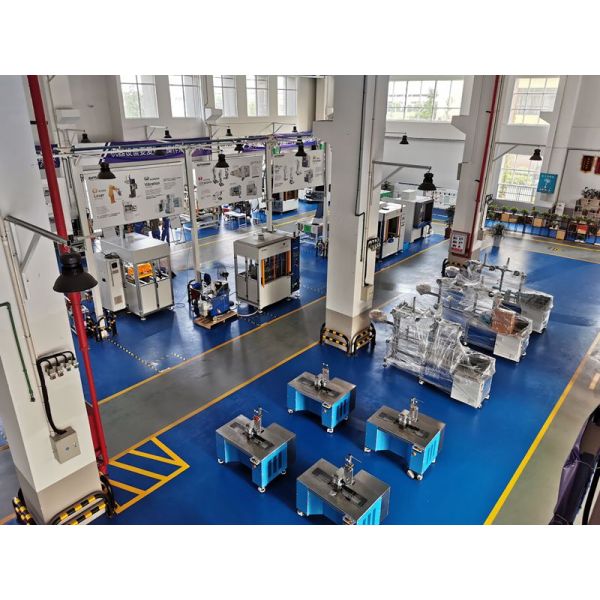 220V 100 kg Servo horizontal machine de soudage à chaud de plaque avec une garantie d'un an