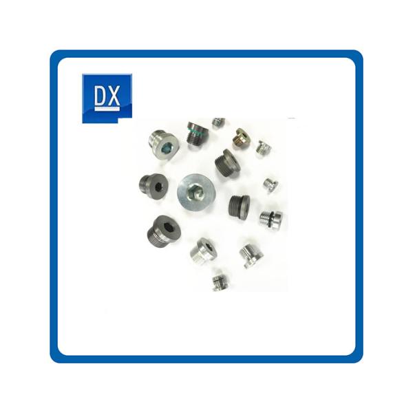 OEM Screw Head Plug , Auto Engine Oil Pan Drain Plug