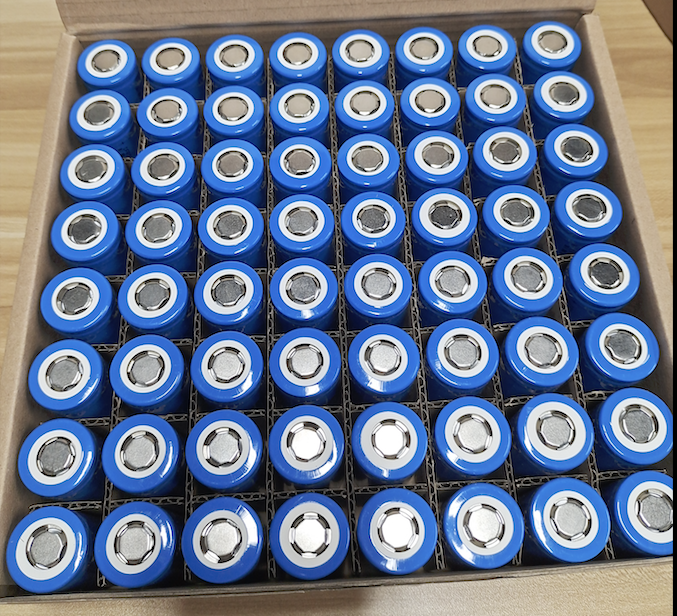 литий-ионный аккумулятор 18650 3.7V тарифа разрядки 2200mAh 2600mAh 3C высокий