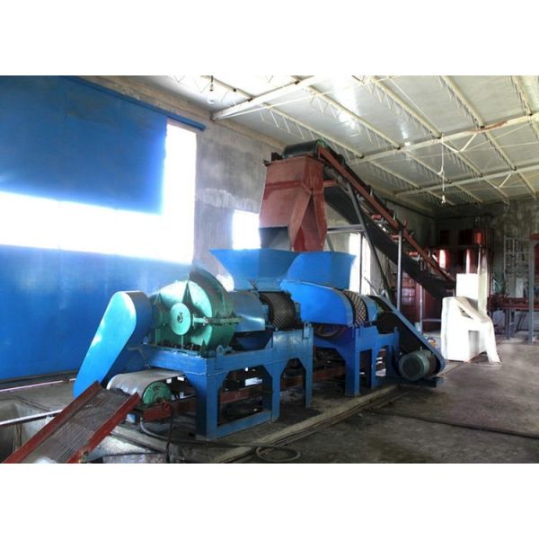 Supply Whole Life Service Ferrous Metal Ore Powder Ball Press Roller Briquette Machine