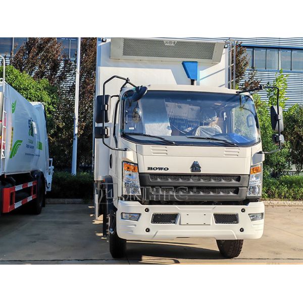 Nouveau et d'occasion 10 tonnes de direction droite HOWO 5 degré 140HP camion réfrigérateur de fret congelé