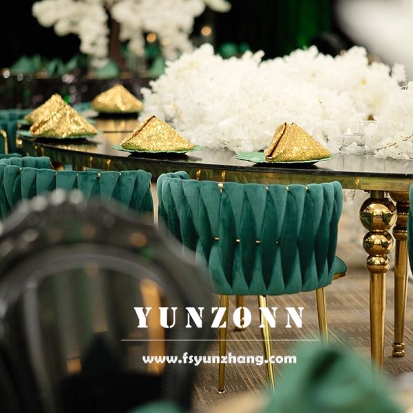 Velvet Dinning Room Furniture Restaurant Modern Luxury Upholstered Soft Fabric Velvet Dining Chairs