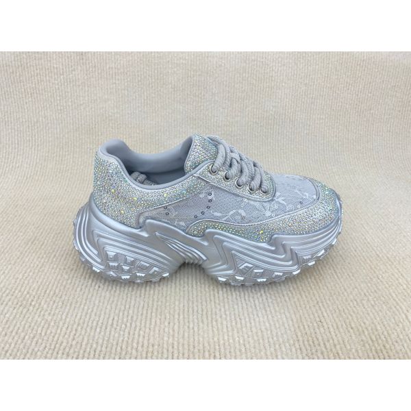 Women silver leather sneakers with bling crystal and breathable mesh upper lacing