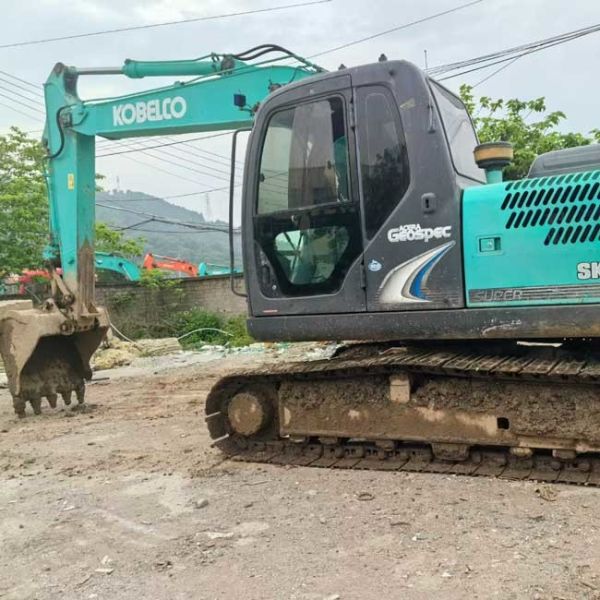 Little Used Excavator Kobelco SK130 Crawler Excavator 0.52m3 Bucket Capacity