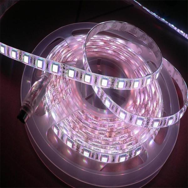 High Lumen RGB Flexible Super Bright 5050 Led Strip Light Éclairage décoratif DC12V LED Lumière linéaire