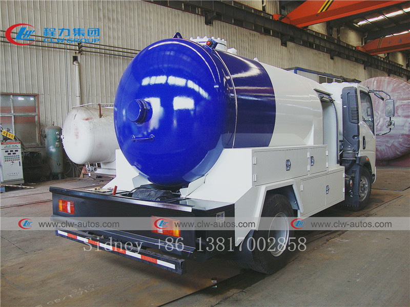 5000 литров автоцистерны Sinotuck HOWO 4x2 LPG Bobtail с распределителем