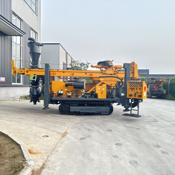 15000*2480*4035 Hydraulic DTH Track Mnounted RC Mining Drilling Rig for Excavating