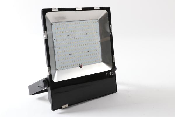 Outdoor Solar Flood Light with Refletor Led Sensor Ip65 and 50000 Hours Working Time