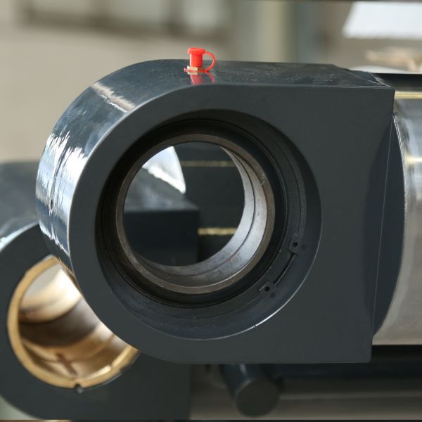 High Tonnage Luffing Hyd Cylinders For Crawler Cranes With Hard Chrome Plated Steel