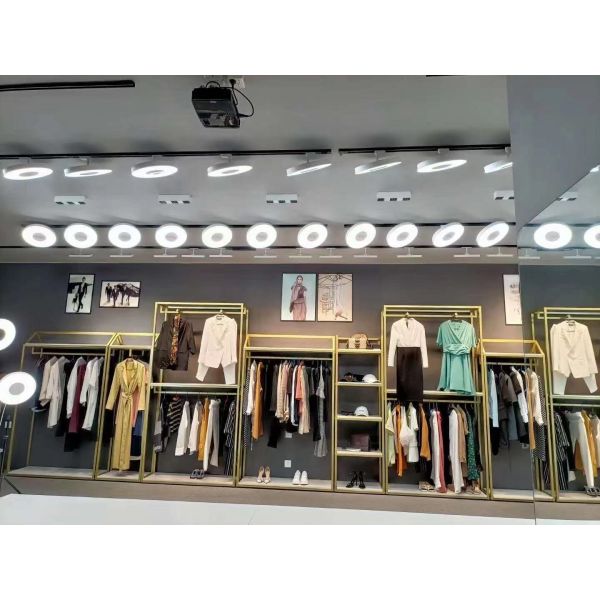 IP44 LED Track Spotlights Telescopic Osram 180CM For Hair Salon