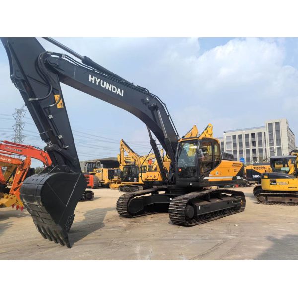 Original Design Second Hand Excavator 30 Ton HYUNDAI 300 Excavator Digger