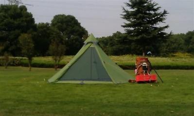 big tent for family with 6-12 person----go camping with  a Large  tent!