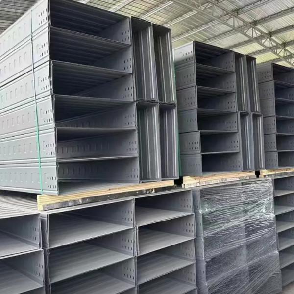 Length 2m 3m 6m Silver Solid Bottom Cable Tray System 500kg For Heavy Duty Cable Organization
