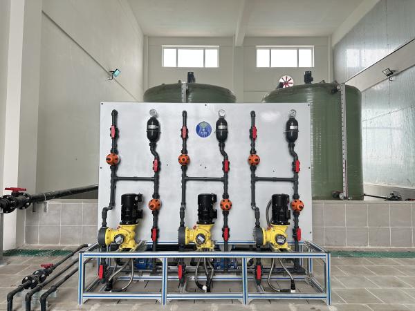 Water Treatment Made Easy Integrated Automatic Chemical Dosing Machine with PAC KMnO4