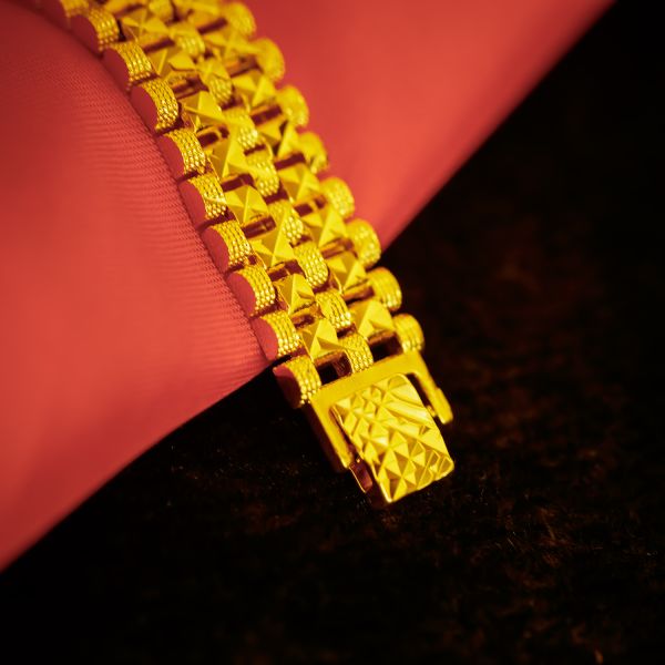 Luxury Gold Plated Men Bracelet