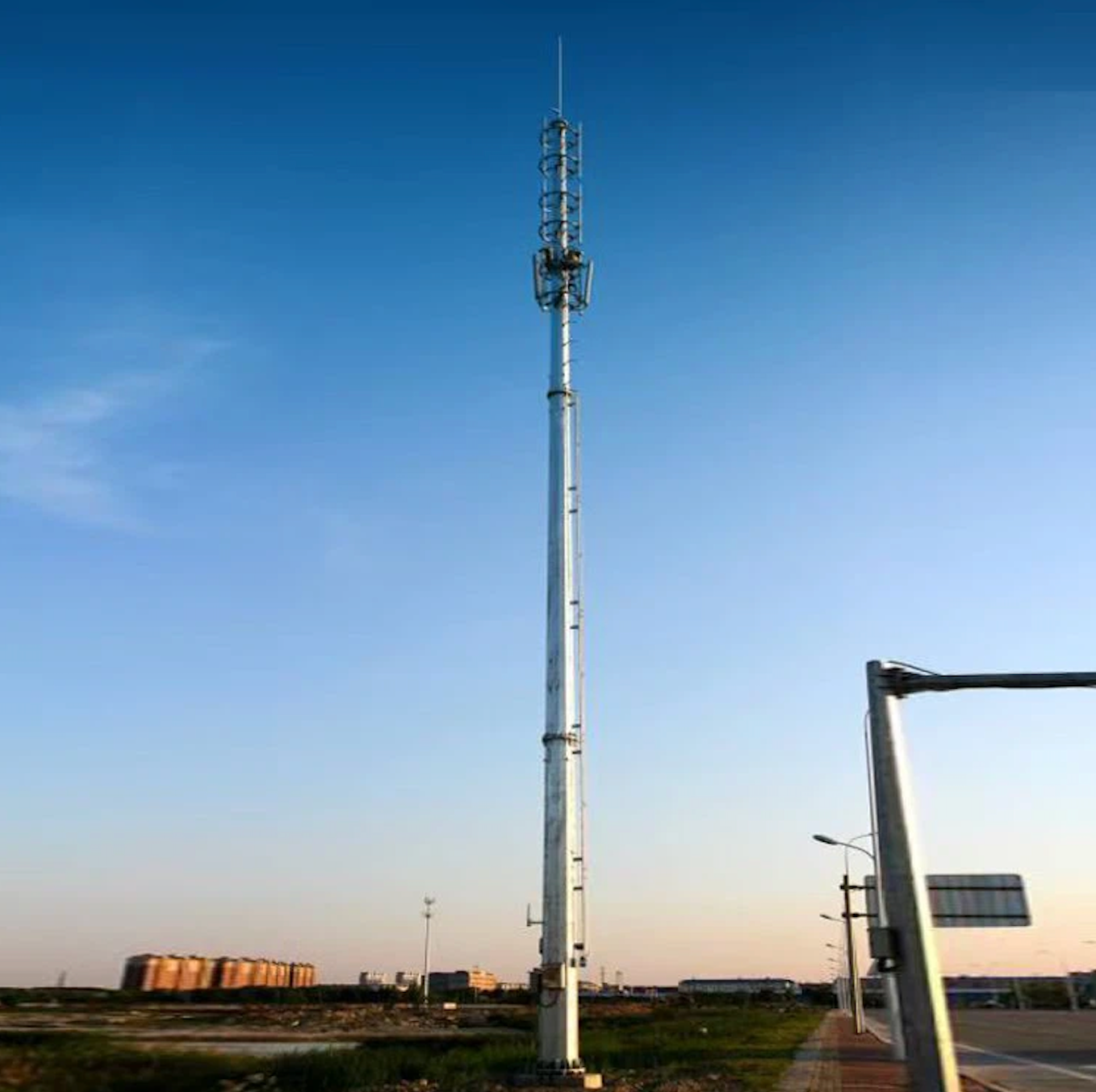 20M Height Telecommunication Monopole Tower Q355B / Q420B / Q460C Steel Communication Tower